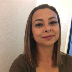 Meet your Posher, Alma